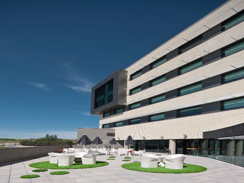 Sercotel Hola Tafalla Εξωτερικό φωτογραφία